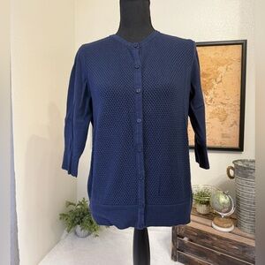 Croft & Barrow button up cardigan size medium